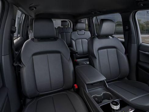 New 2026 Jeep Grand Cherokee L Limited RWD image 16