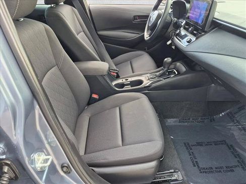 Used 2023 Toyota Corolla LE FWD image 18