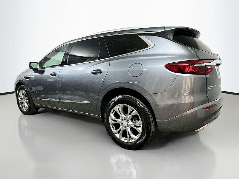 Used 2020 Buick Enclave Avenir w/ Avenir Technology Package AWD/4WD image 5