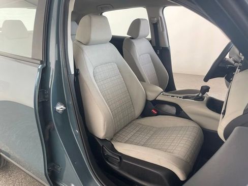 Used 2023 Honda HR-V LX image 47