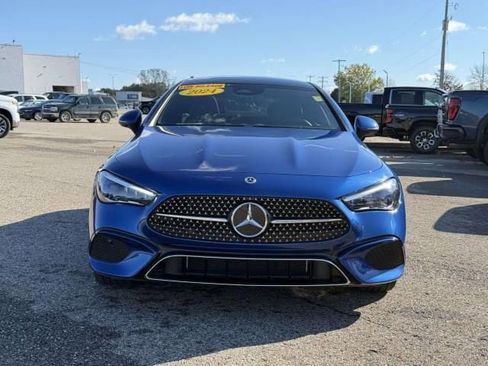 Used 2024 Mercedes-Benz CLE 300 4matic image 3