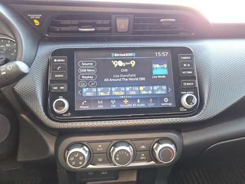 Used 2024 Nissan Kicks SV image 8