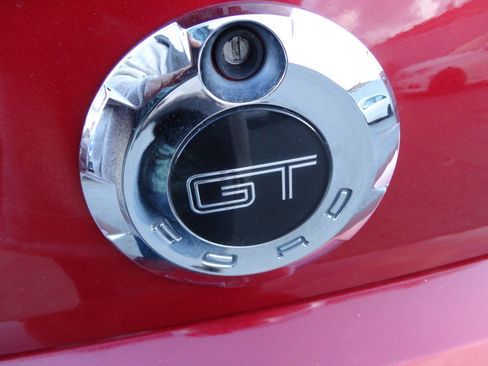 Used 2006 Ford Mustang GT Premium image 24