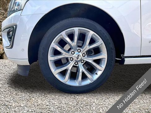 Used 2019 Ford Expedition Platinum AWD/4WD image 9