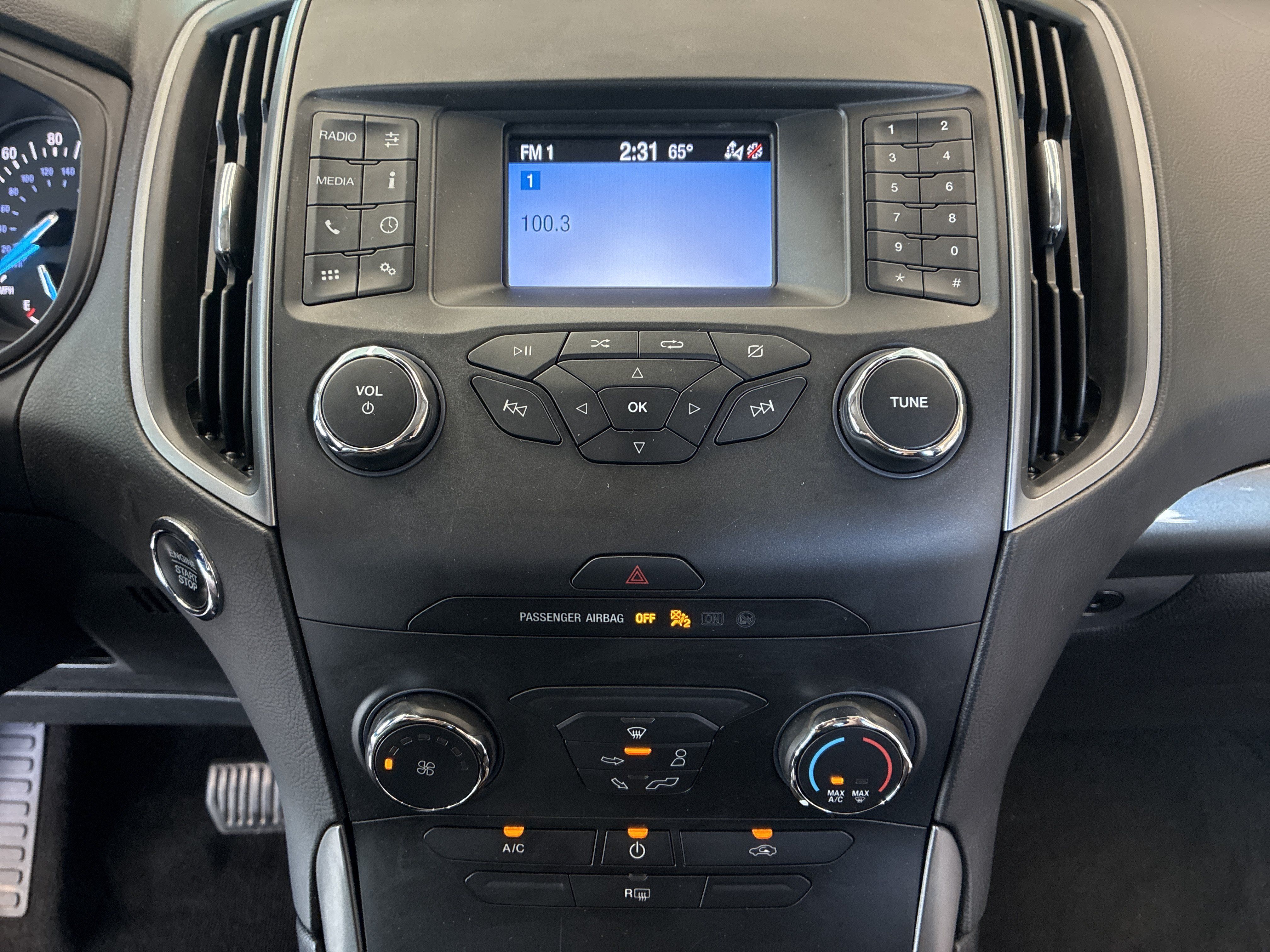 Used 2019 Ford Edge SE AWD/4WD image 24