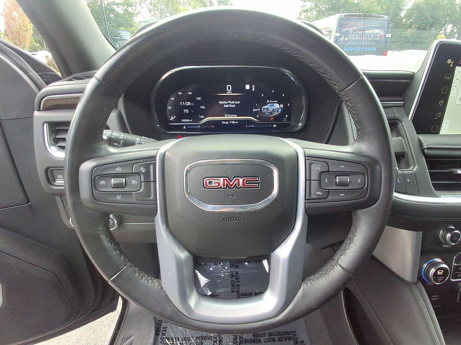 Used 2022 GMC Yukon SLE w/ Gmc Pro Safety Plus Package AWD/4WD image 22