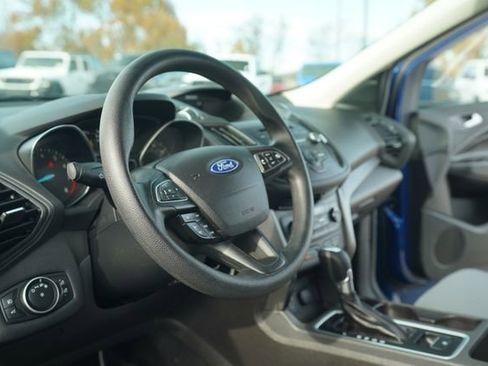 Used 2017 Ford Escape SE w/ SE Cold Weather Package image 28