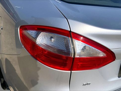 Used 2014 Ford Fiesta SE FWD image 24