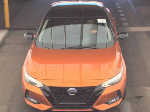 Used 2023 Nissan Sentra SR w/ Electronics Package FWD image 18