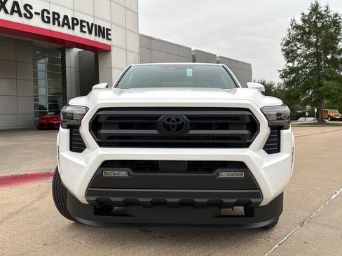 New 2026 Toyota Tacoma SR5 AWD/4WD image 3