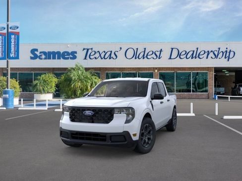 New 2026 Ford Maverick XLT w/ Equipment Group 301A AWD/4WD image 2