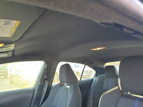 Used 2021 Toyota Corolla SE image 22