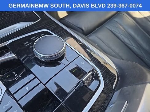 Used 2024 BMW X5 xDrive50e w/ M Sport Package AWD/4WD image 25