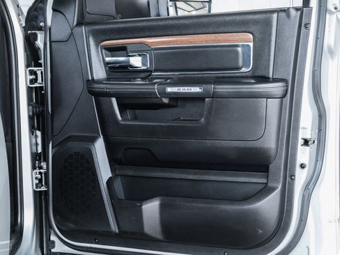Used 2017 RAM 2500 Laramie AWD/4WD image 37