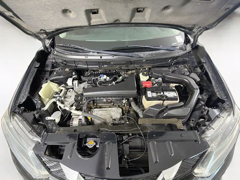 Used 2016 Nissan Rogue SV w/ SV Premium Package FWD image 32