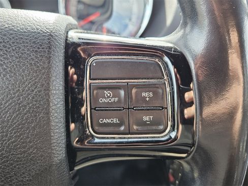 Used 2019 Dodge Grand Caravan SXT image 22