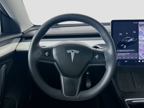Used 2022 Tesla Model 3 Long Range AWD/4WD image 16