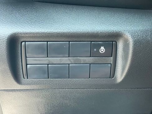 Certified 2021 Nissan Kicks SR w/ SR Premium Package FWD image 19