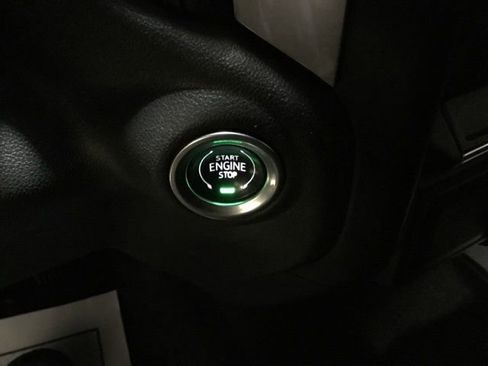 Used 2022 Chevrolet Silverado 1500 LT w/ Z71 Off-Road Package image 40