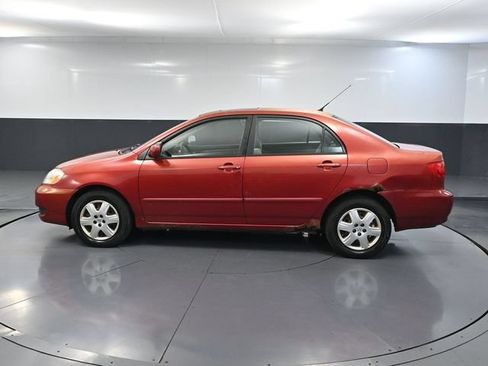 Used 2005 Toyota Corolla LE FWD image 8