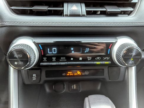 Used 2024 Toyota RAV4 XLE image 23