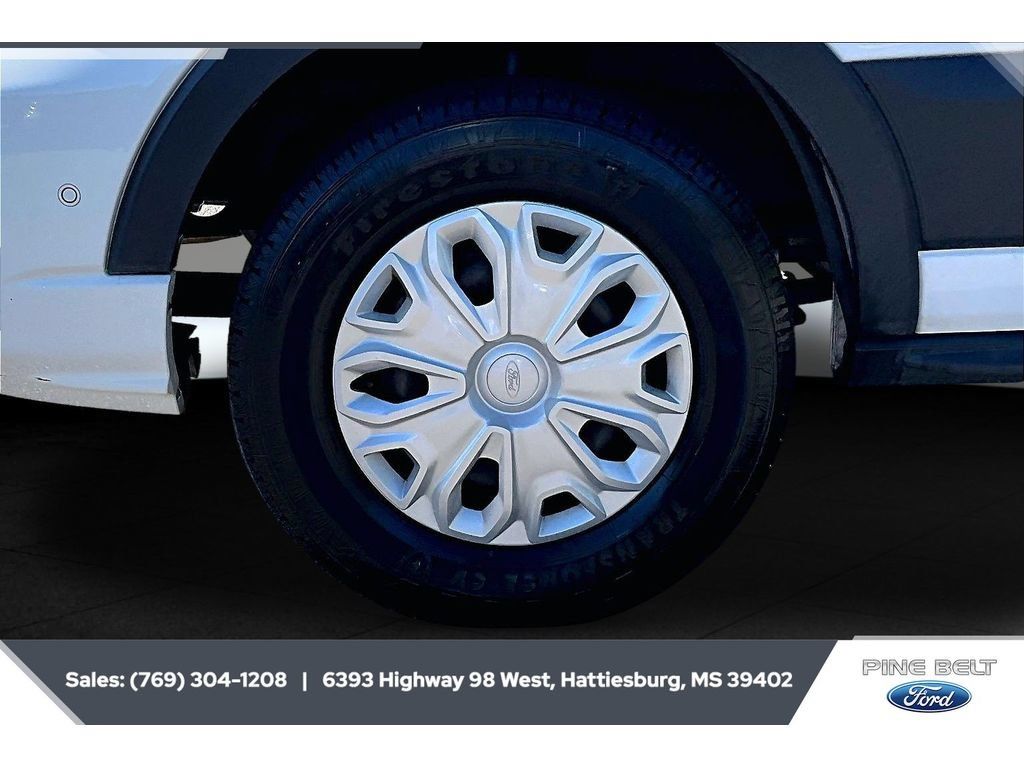 Used 2022 Ford Transit 350 XLT RWD image 7