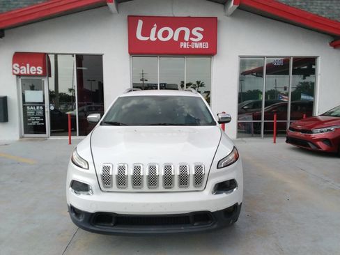 Used 2014 Jeep Cherokee Latitude image 1