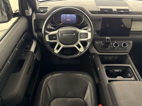 Used 2023 Land Rover Defender 130 SE AWD/4WD image 26