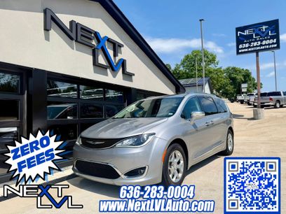 Used 2018 Chrysler Pacifica Limited