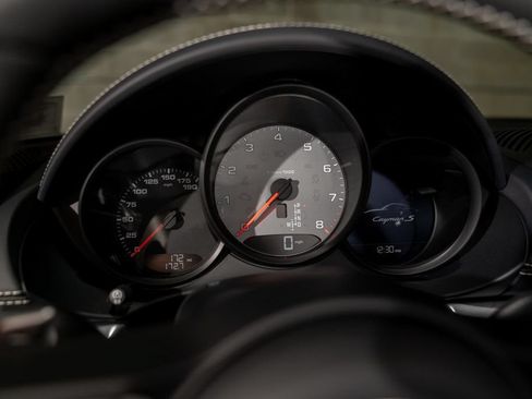 Used 2025 Porsche 718 Cayman S RWD image 24