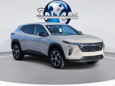 New 2026 Chevrolet Trax RS image 1