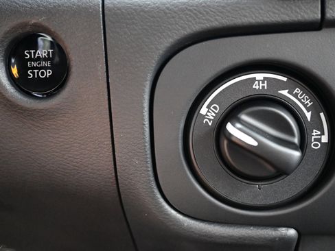 New 2026 Nissan Frontier SV w/ Tow Package image 28