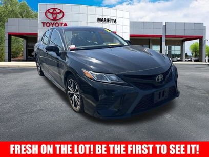 Used 2018 Toyota Camry SE w/ Convenience Package