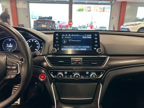 Used 2022 Honda Accord Sport image 23
