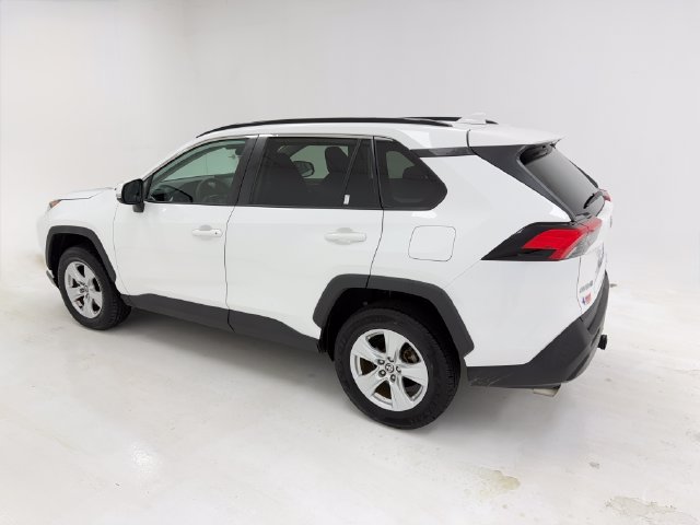Used 2021 Toyota RAV4 XLE FWD image 37