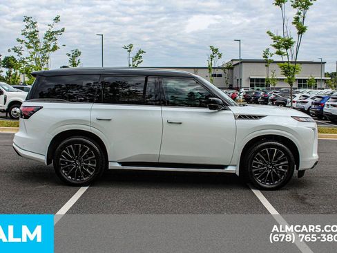 Used 2025 INFINITI QX80 Autograph w/ Premium Cargo Package AWD/4WD image 9