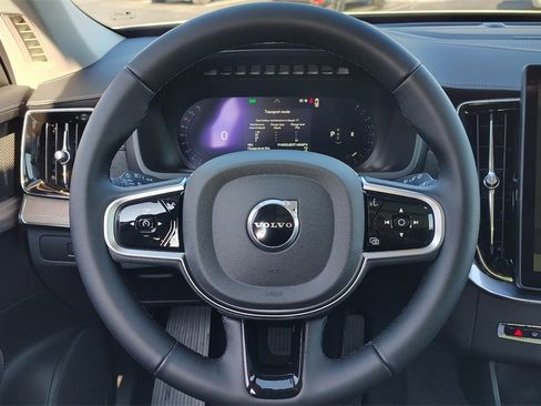 New 2026 Volvo XC90 B6 Plus image 13