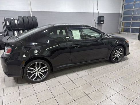 Used 2014 Scion tC image 8