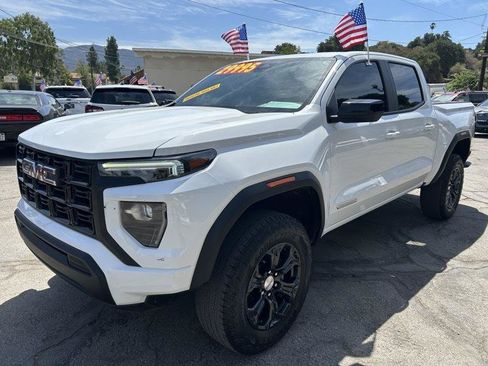 Used 2024 GMC Canyon Elevation RWD image 1