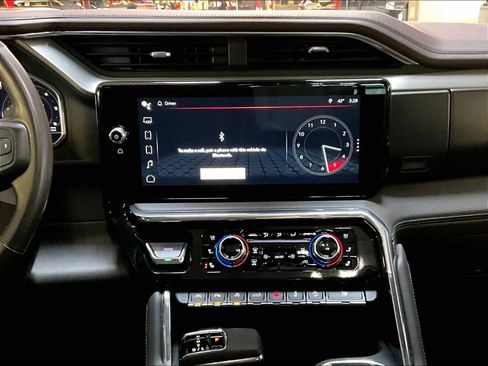 Used 2024 GMC Sierra 1500 Denali w/ Denali Reserve Package image 18