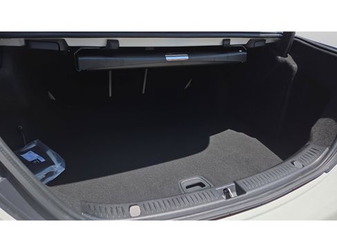 Used 2023 Mercedes-Benz E 350 Sedan image 15