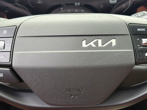 New 2026 Kia Sportage SX image 29