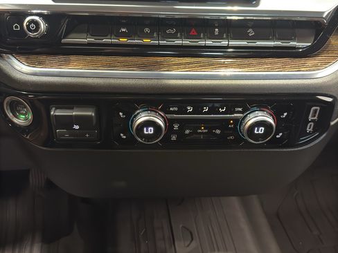 Used 2024 GMC Sierra 1500 Elevation AWD/4WD image 31