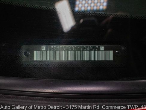 Used 2009 Saturn Sky Red Line RWD image 18
