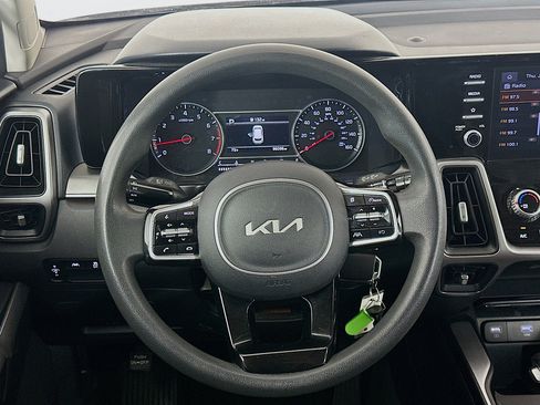 Used 2022 Kia Sorento LX FWD image 18