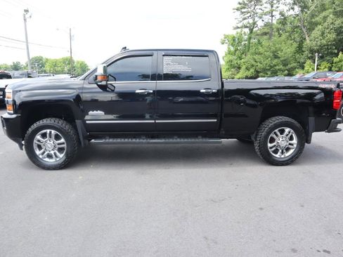 Used 2017 Chevrolet Silverado 2500 High Country AWD/4WD image 6