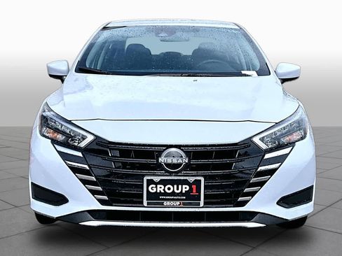 Certified 2025 Nissan Versa SV w/ Trunk Package FWD image 4