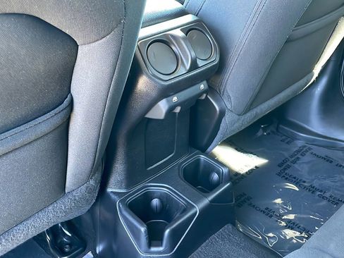 Certified 2021 Jeep Wrangler Unlimited Sport image 15