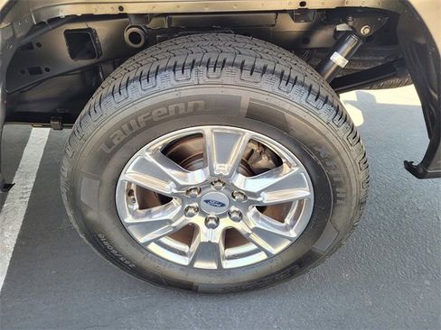 Used 2015 Ford F150 XLT w/ Equipment Group 302A Luxury image 24