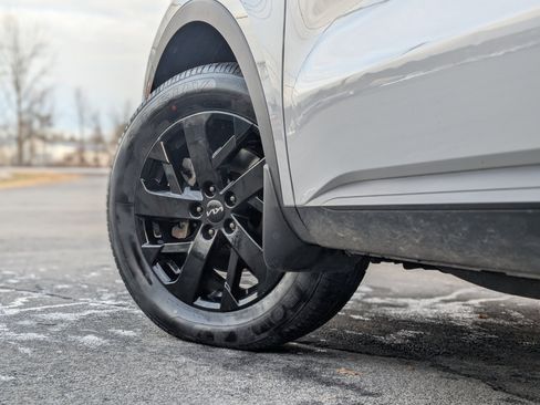 Used 2022 Kia Sorento S w/ Panoramic Sunroof Package image 7